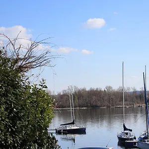  Apartment Tra Lago E Natura